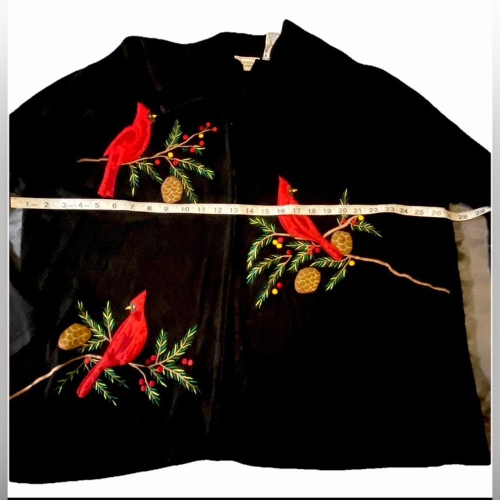 Women’s 2X Black Zip Cardigan Sweater Embroidered Red Cardinals Holiday - Picture 2 of 10